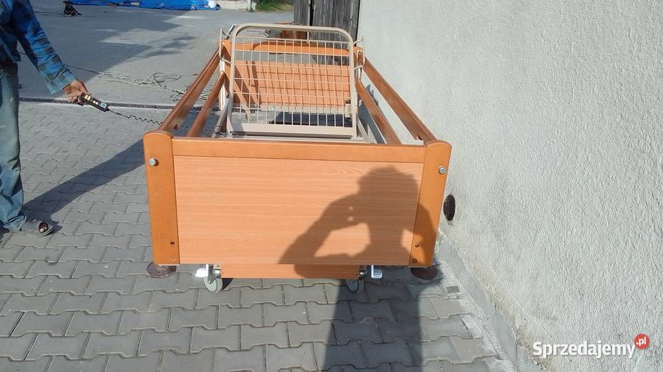 Łóżko rehabilitacyjne elektryczne Sprzęt rehabilitacyjny i ortopedyczny Kopienica sprzedam