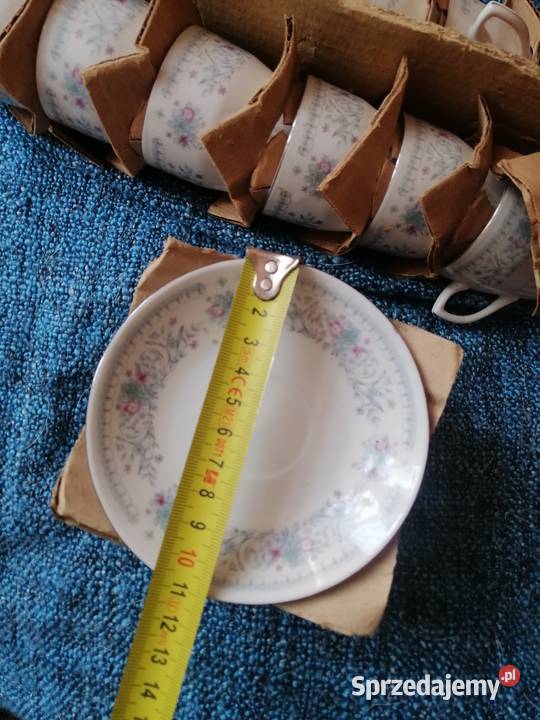 zestaw 12 filiżanek do kawy porcelanowych z Legnica