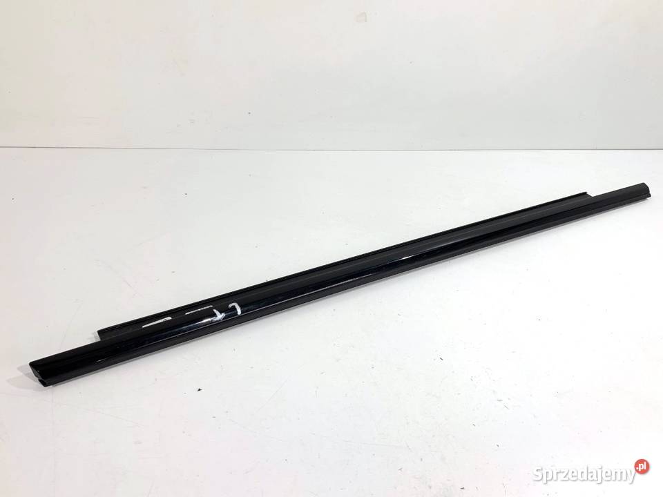 LISTWA ZGARNIAJĄCA TYŁ LEWY AUDI A7 4G osobowe podkarpackie