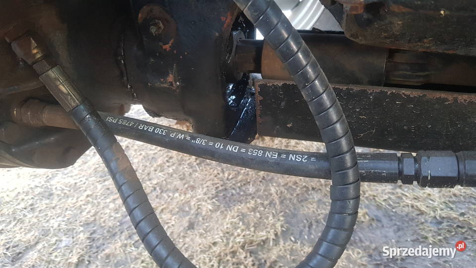 Sprzedam Massey Ferguson 6245 40 h Kabina Nowy Dwór