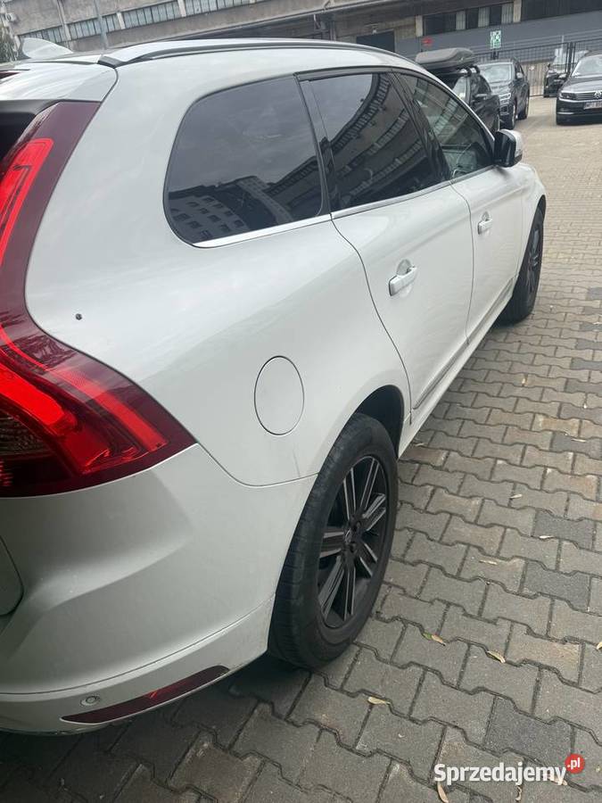 Volvo XC60 D4 190 Summum Automat 2017 Skóra nieuszkodzony XC 60 mazowieckie sprzedam