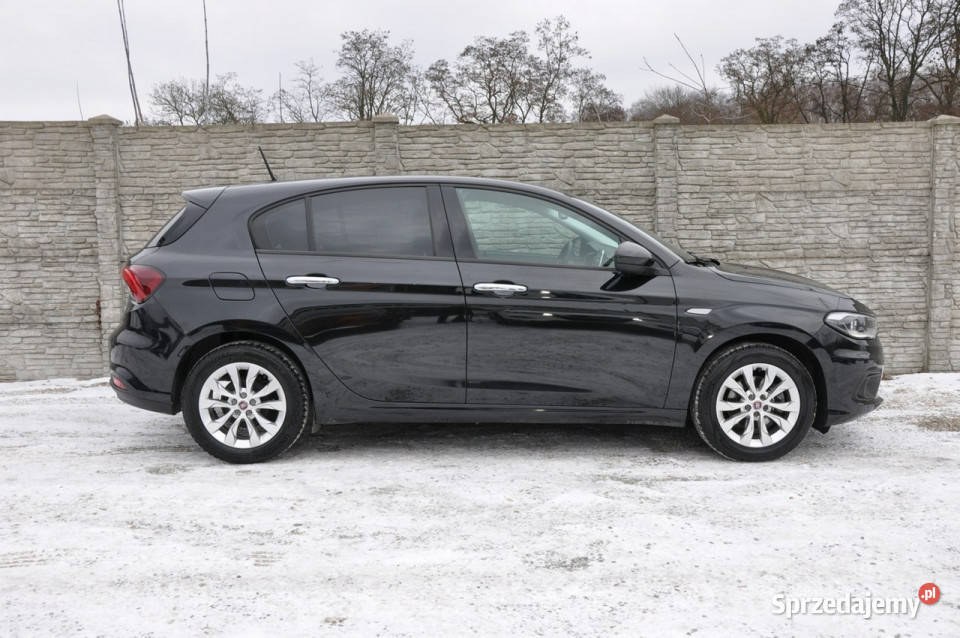 Fiat Tipo 14 95 hatchback LED Navi Kamera isofix Dąbrowa Górnicza