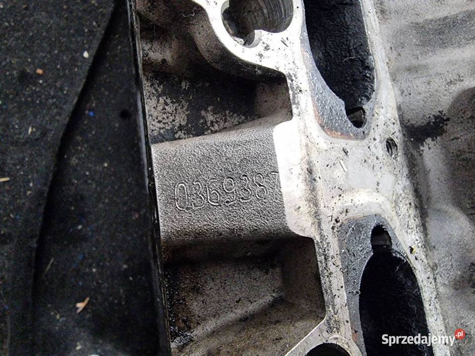 GŁOWICA LEWA AUDI A8 D3 BPK 06E103373E Lipno sprzedam