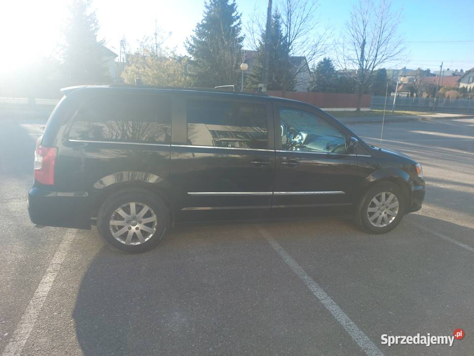 Chrysler Town Country 2016 155 200 3 600 3 Benz Town & Country Dębica sprzedam