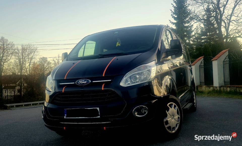 Ford Tourneo Custom L2 Long 9 osób Stan czarny Bochnia