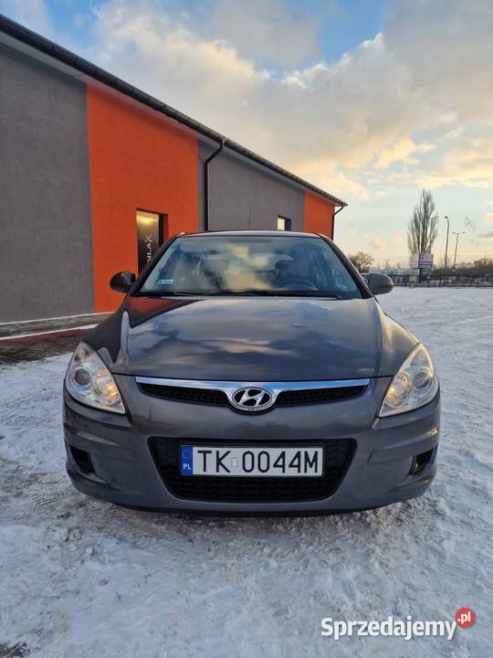 Hyundai i30 16 crdi 5 drzwi Ostrowiec Świętokrzyski sprzedam