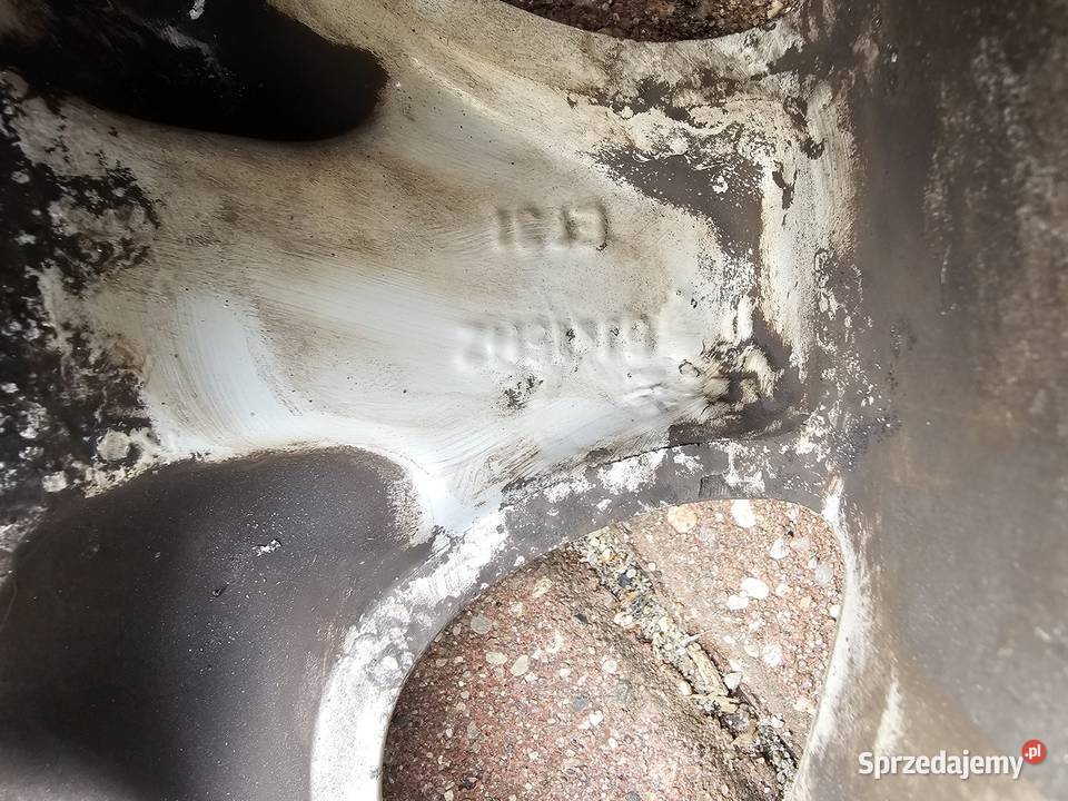 Felgi aluminiowe 141515 3 komplety całość Koszalin
