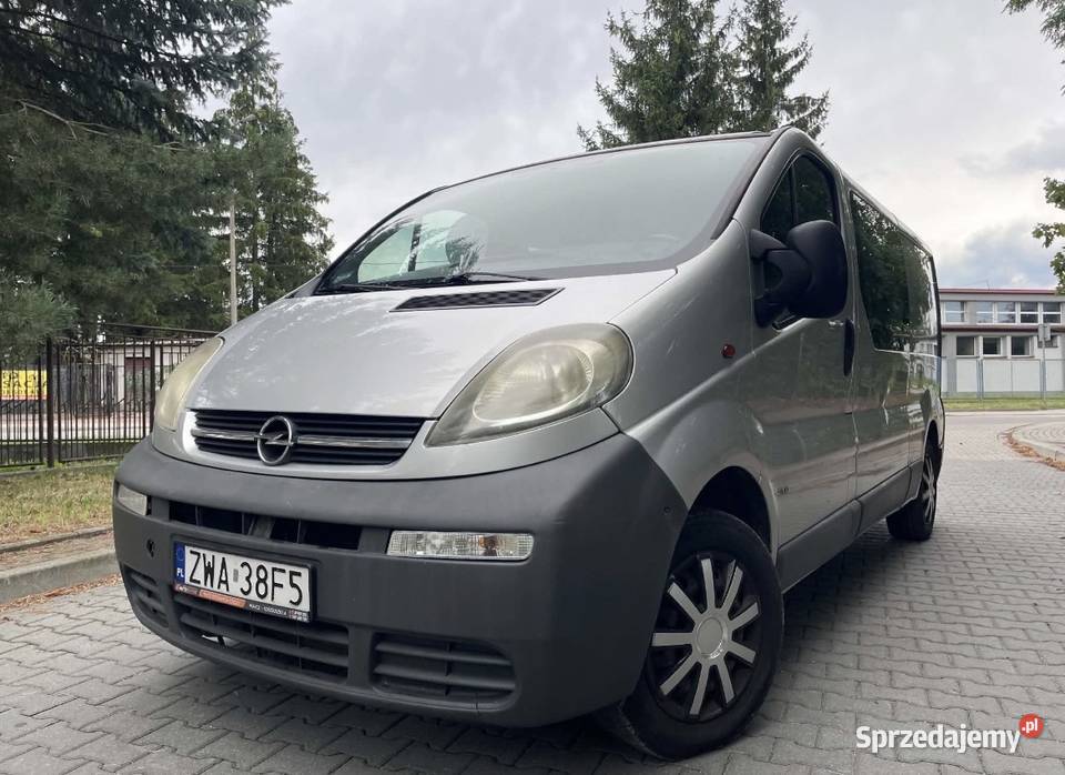 Opel Vivaro Long 19CDTI 82 2003 Opel Pińczów sprzedam
