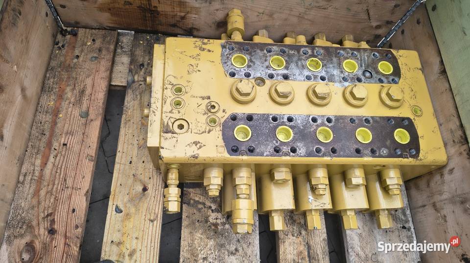 Zawór Rozdzielacz Hydrauliczny CAT 2518025 sprzedam