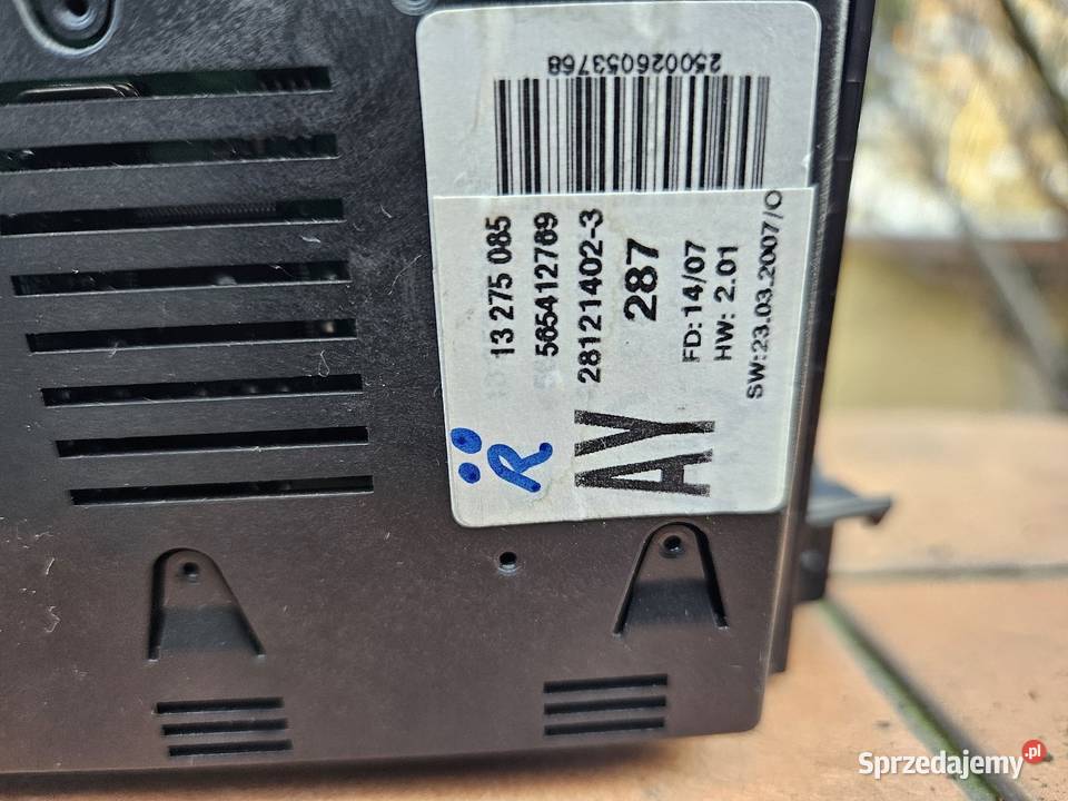 Radio z wyświetlaczem opel zafira B plus mazowieckie Ostrówek