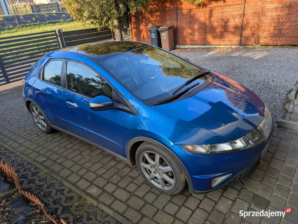 Honda Civic Ufo 18 Executive lakier metallic