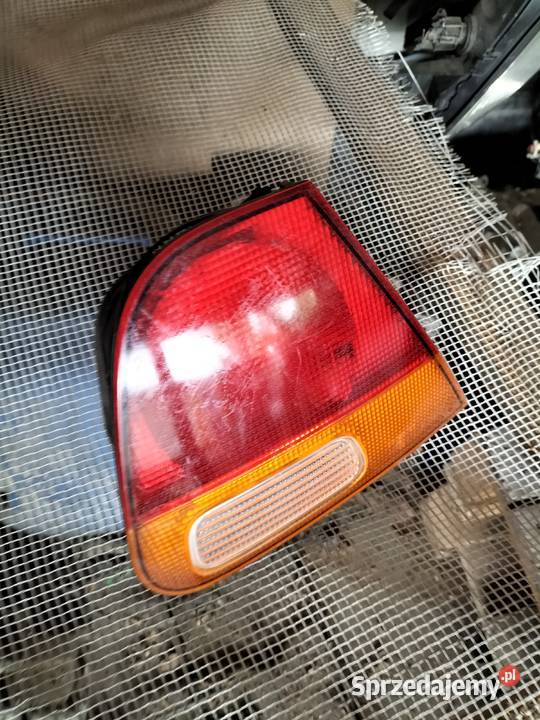 Mitsubishi Carisma LAMPA TYŁ TYLNA KLAPA lubelskie Kamień-Kolonia sprzedam