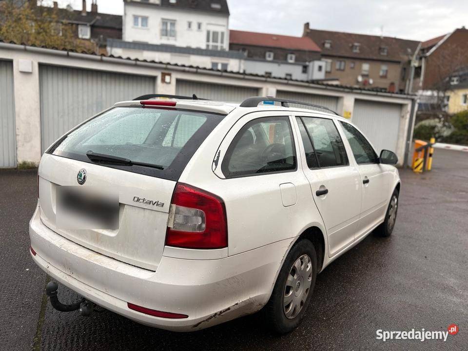 Skoda octavia 2012 12 b 6 biegów Turek sprzedam