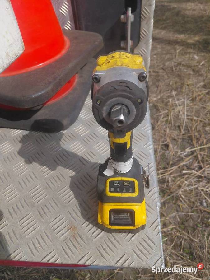 Klucz udarowy dewalt DCF922 Elbląg