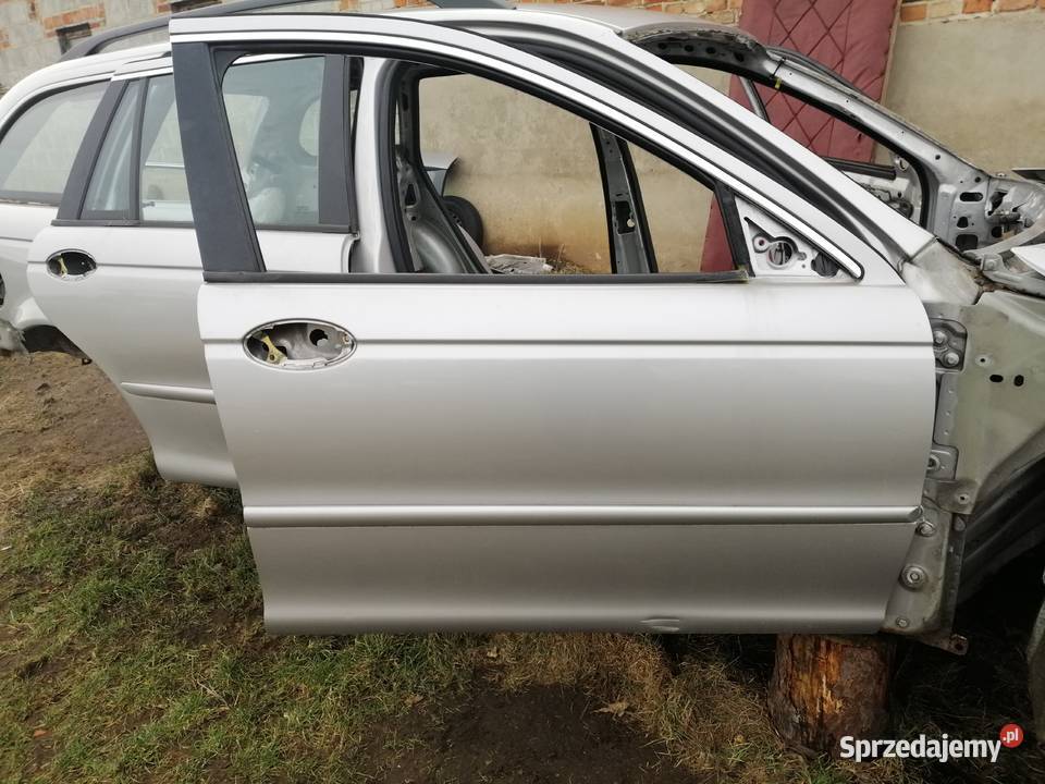 Jaguar xtype 2004r kombi 20tdci wyprzedaż części Rok produkcji 2004 Serock