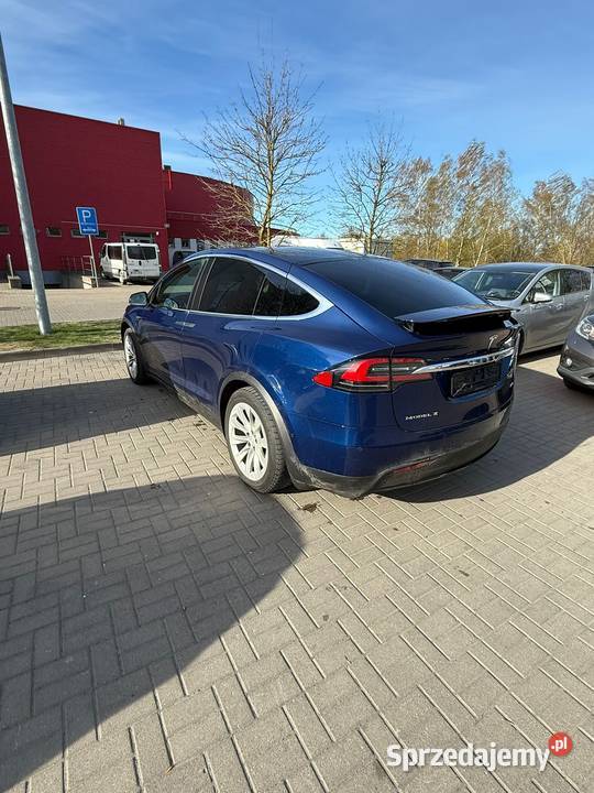Tesla Model X 100d