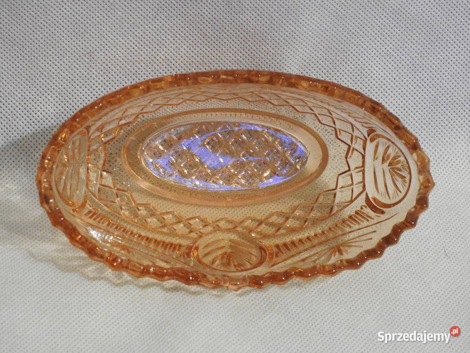 Śliczny półmisek patera z różowego szkła lata Porcelana i szkło Inowrocław