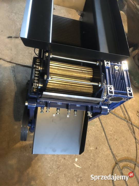 Maszyna do cięcia tytoniu gilotyna do cięcia nieuszkodzony Kielce sprzedam