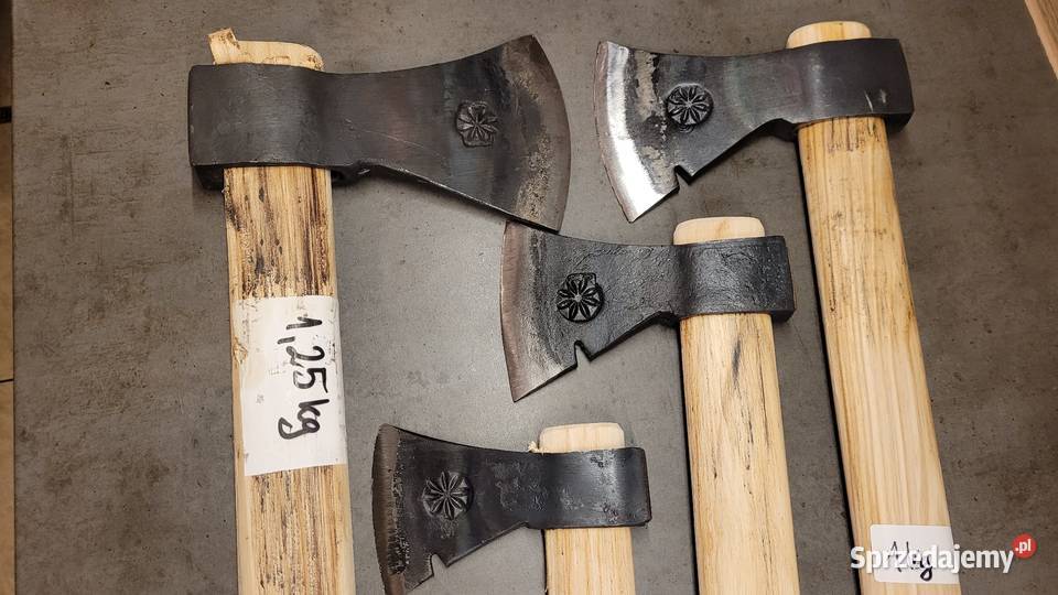 Siekiera kuta 1 kowalstwo kuta stal Wysylka