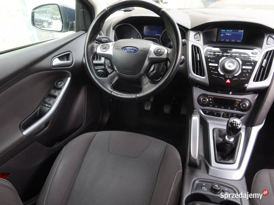 Ford Focus 16 EcoBoost manualna