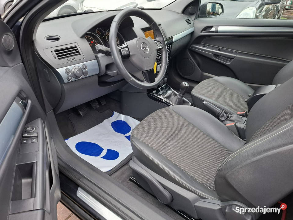 Opel Astra GTC 18 Benzyna Zadbany Serwisowany wspomaganie kierownicy Lublin