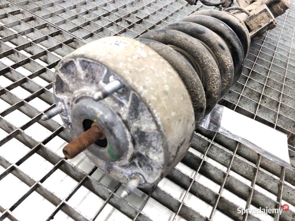 AMORTYZATOR PRAWY PRZÓD BMW F16 30 6875084 SUV Amortyzatory