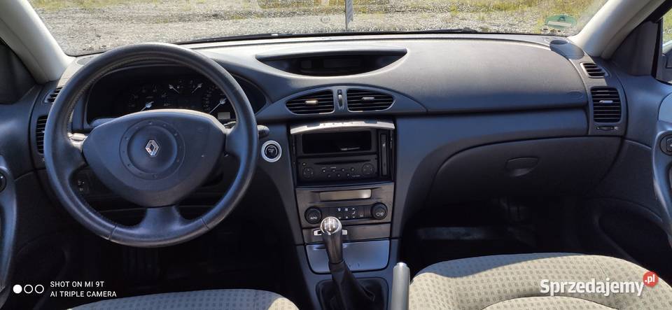 Śliczna Renault laguna II 18 benzyna 16V centralny zamek Łask