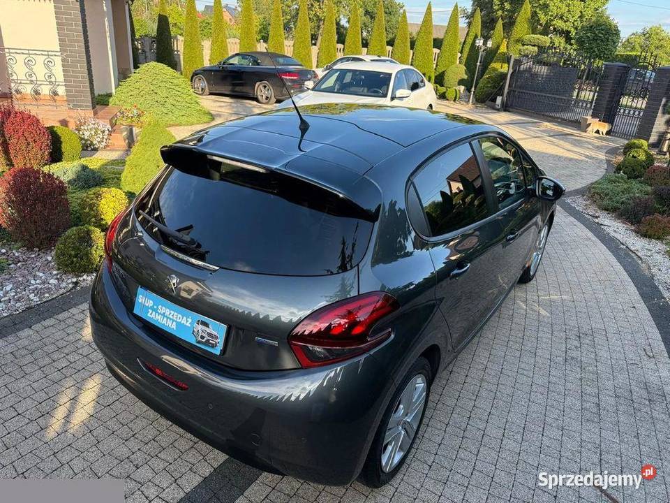 Peugeot 208 12 PureTech Style 2018r Krotoszyn
