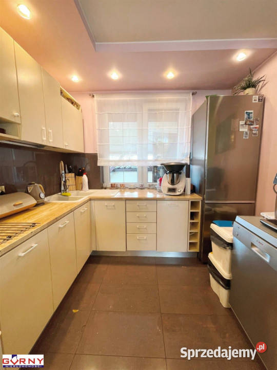 Dom wolnostojący 255m2 Piotrków Trybunalski blacha Sprzedaż sprzedam