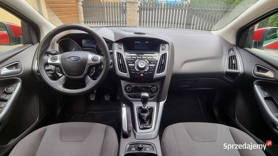 Ford Focus TITANIUM Serwisowany SONY GWARANCJA garażowany Focus Płońsk