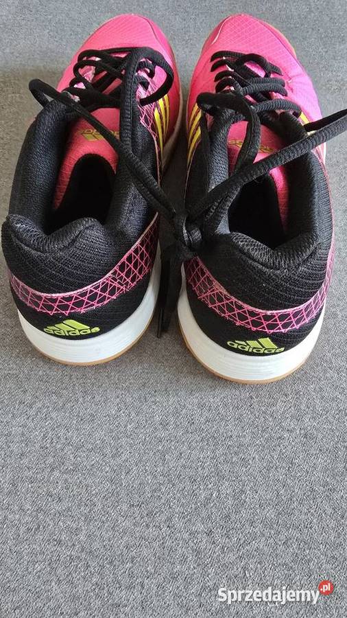 Buty sportowe Adidas Nowe Czarna Woda