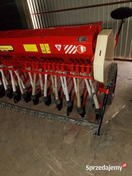 Sprzedam siewnik poznaniak z 1988r Szczytniki