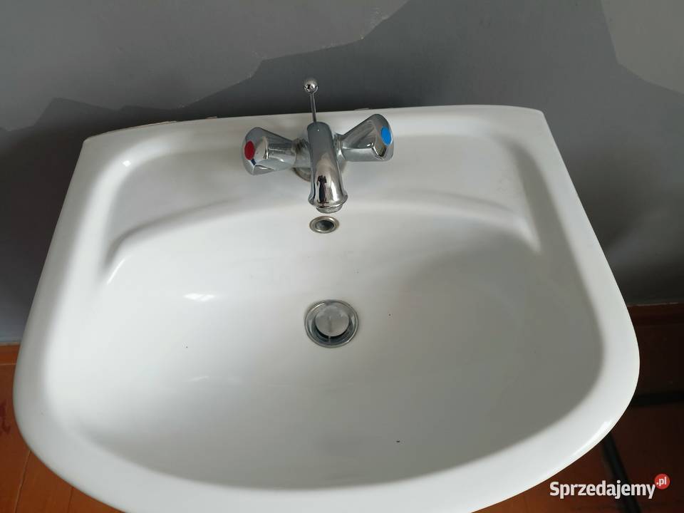 Szafka łazienkowa ze zlewem WC bateria Skarżysko-Kamienna
