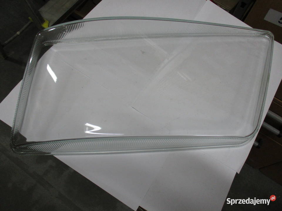 Szkło reflektora lewe Man 81251100083 Mogilno