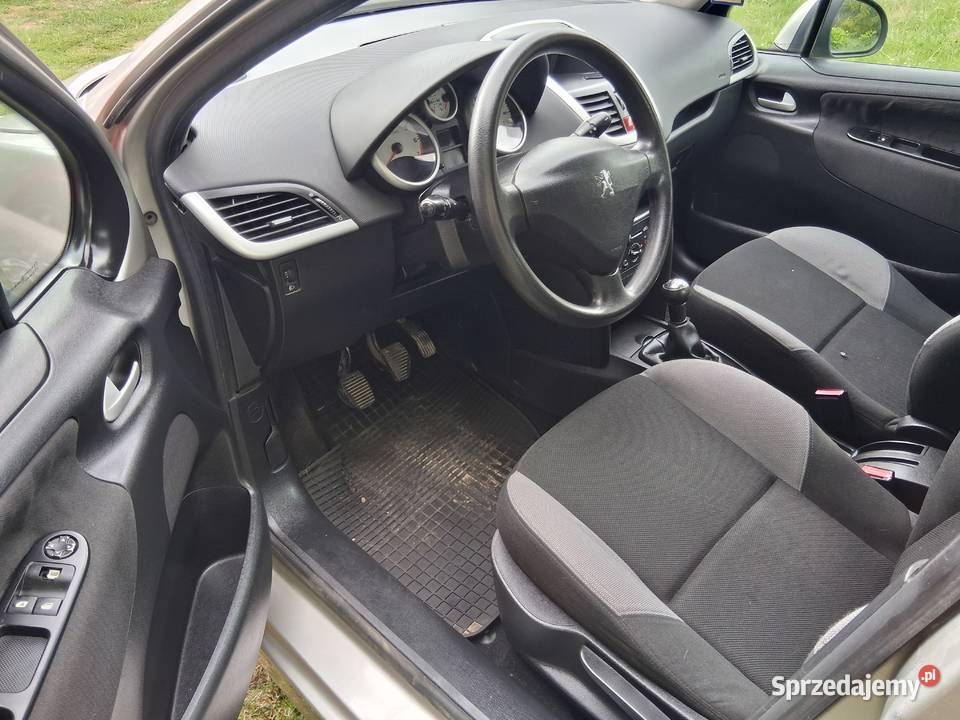 Peugeot 207 Lift 2008r 14BLpgKlimaZarej Rok produkcji 2007 Chodel sprzedam