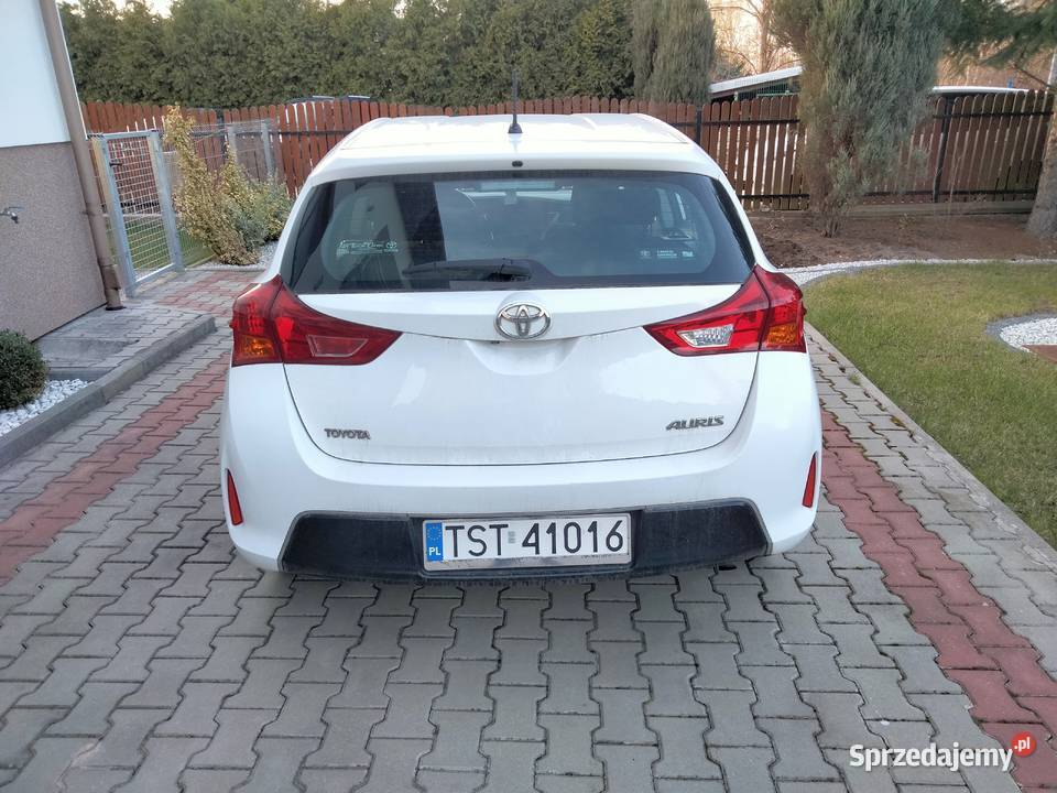Toyota Auris niski przebieg Starachowice
