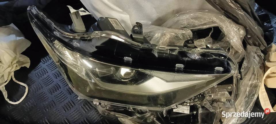 Auris lampy full led KOMPLET L i P przód Ursynów