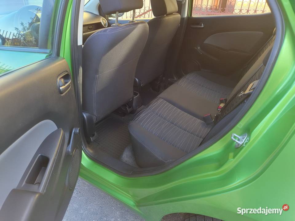 MAZDA 2 14benzyna klima parkotronik elektryka Rokiciny sprzedam
