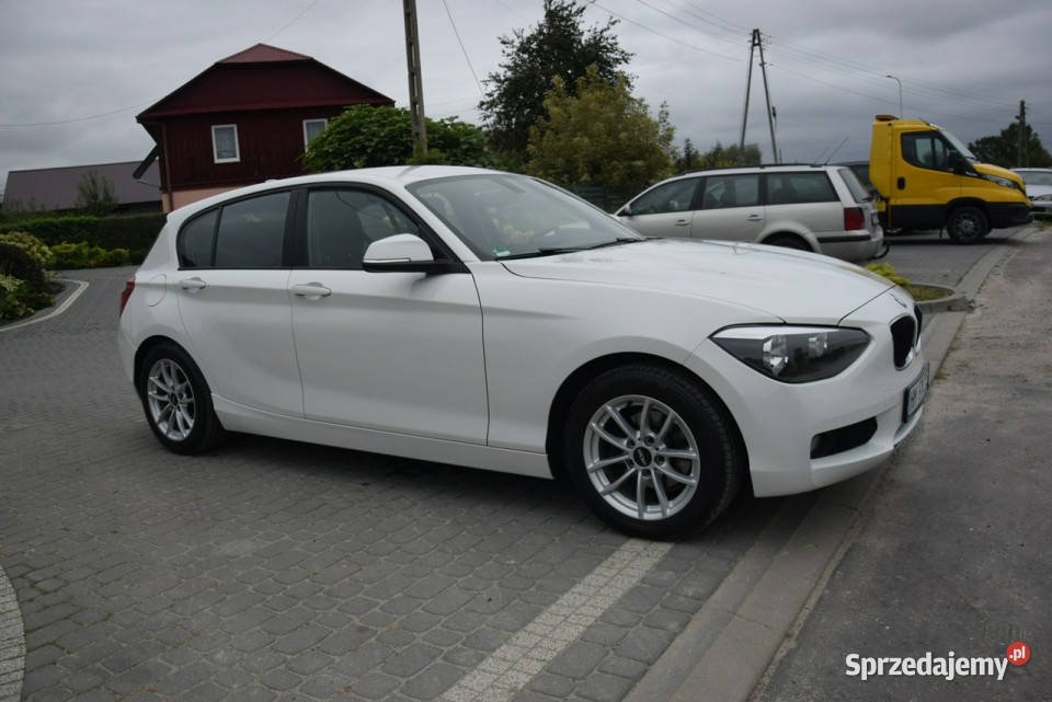 BMW 118 20D 2014r Navi 2 Kpl Alufelg Sprowadzony lakier metallic Majdan Sieniawski