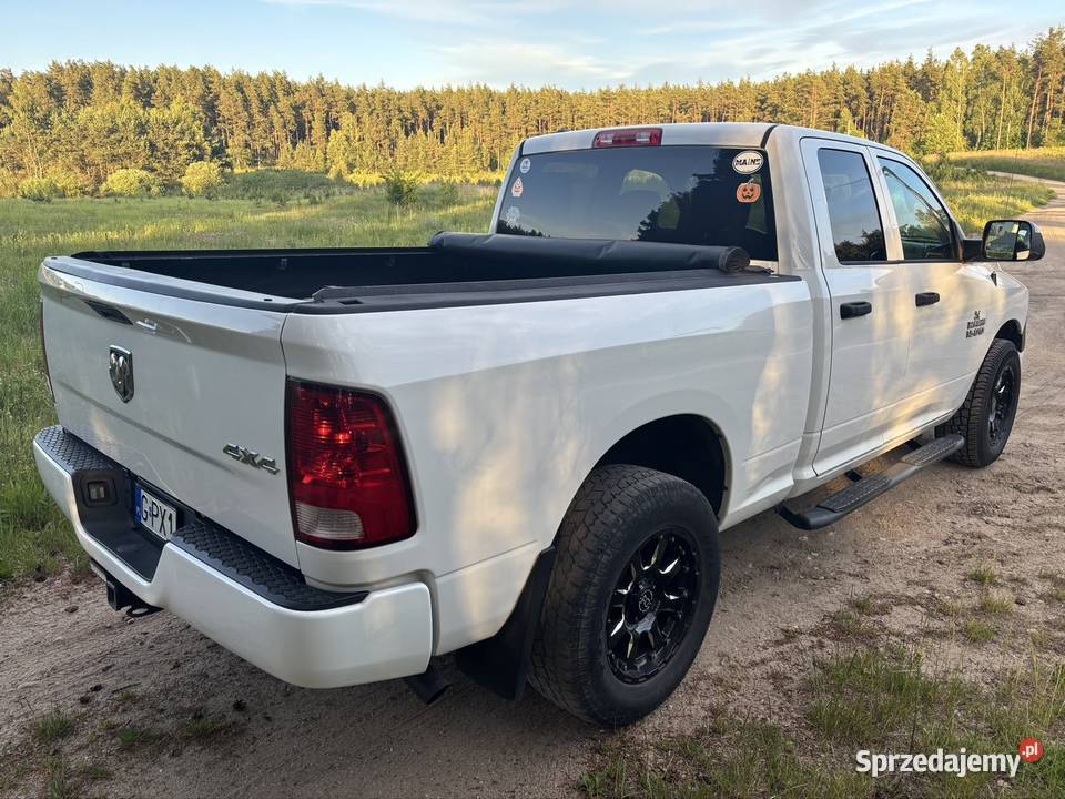 RAM 1500 r2014 4x4 biały Sierakowice