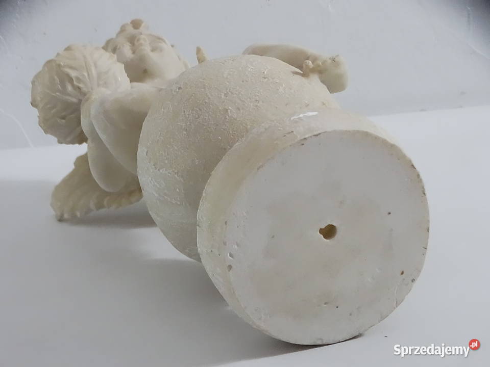 Urocza Figurka Aniołka Puto na Kuli Klasyczna Biłgoraj sprzedam