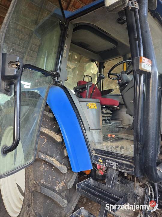 Sprzedam Ciągnik Holland ts115 Napęd 4x4 New Holland Oława