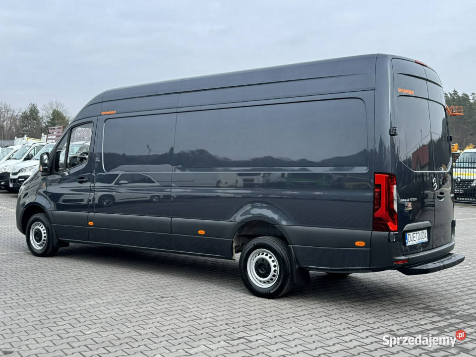 Mercedes 319 Sprinter 30 V6 Blaszak Furgon światła przeciwmgłowe Widełki