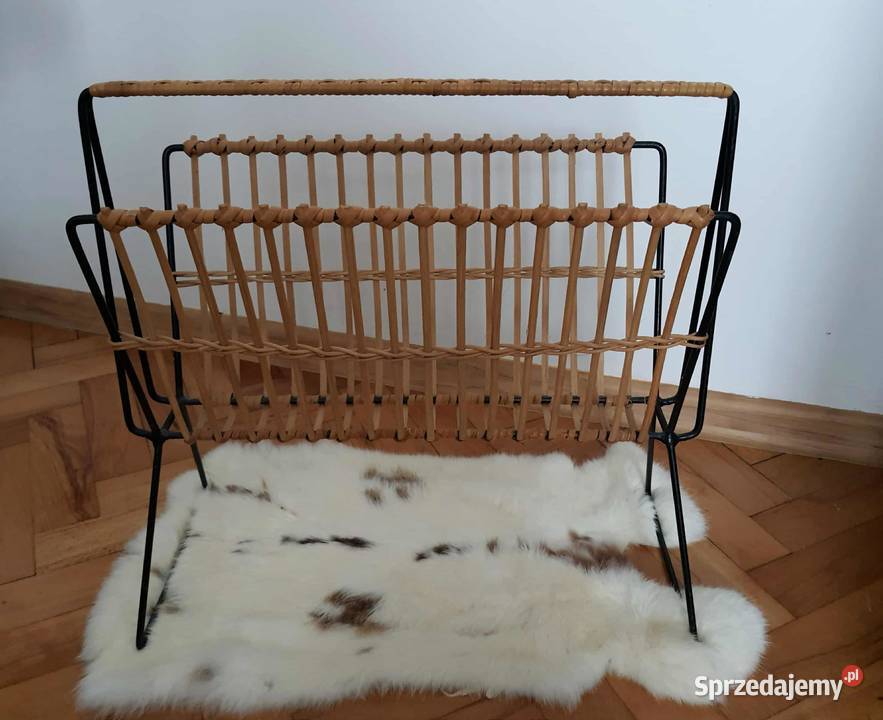 stojak na gazety gazetnik z ratanu lata 70 Łódź