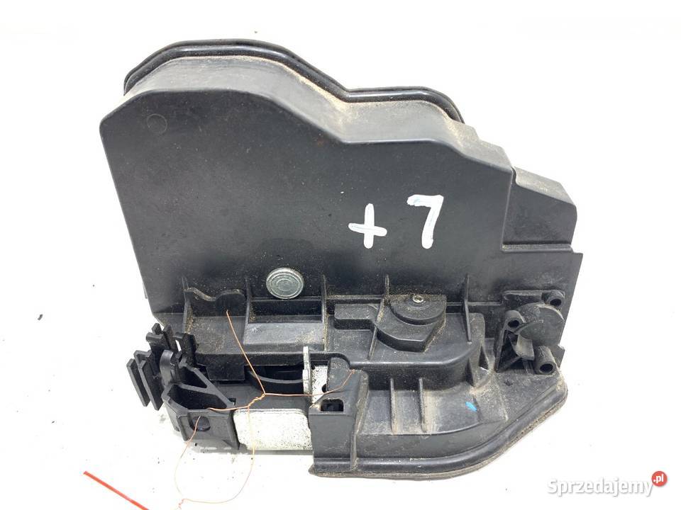 ZAMEK DRZWI LEWY TYŁ BMW E84 SUV 7202147 0915