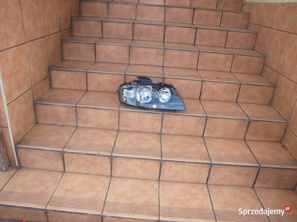 Audi A3 lampa prawa przód zwykła 2003 2008r