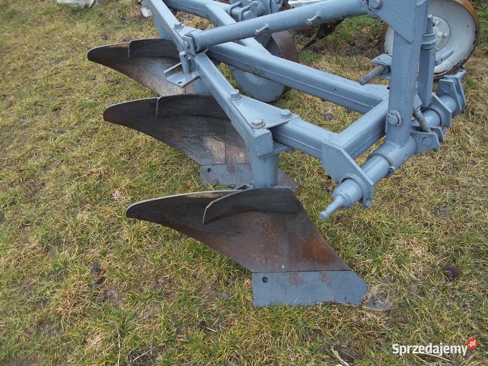 pług 3 skibowy Grudziądz do ursus c 330 c 360 Praszka
