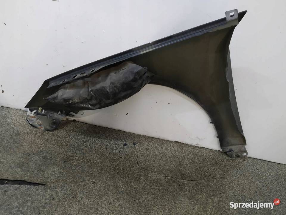 BŁOTNIK PRAWY PRZÓD FB Ford Focus Mk3 20102019