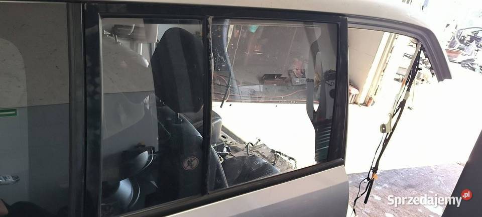 DRZWI PRAWE TYŁ MITSHUBISHI PAJERO IV SREBRNE osobowe kujawsko-pomorskie Lipno