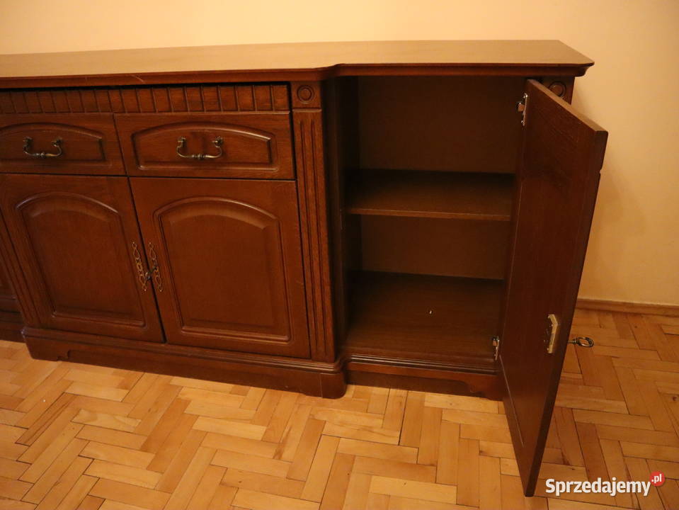 Elegancki kredens drewniany z szufladami i Gdańsk